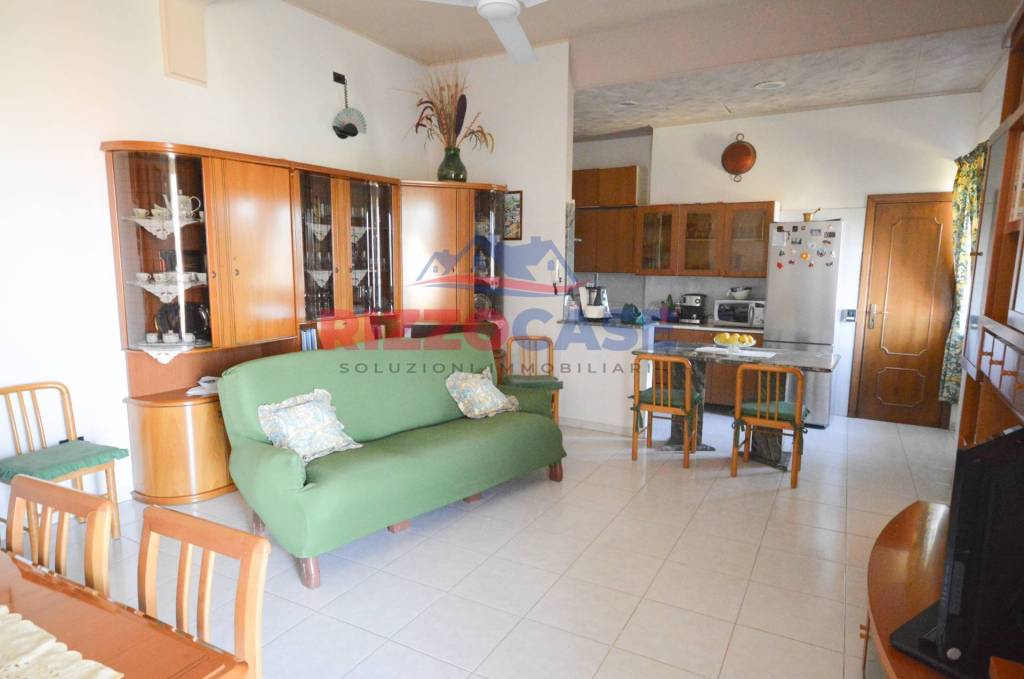 appartamento in vendita a Corigliano-Rossano in zona Rossano