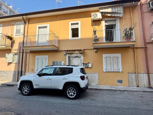 appartamento in vendita a Corigliano-Rossano in zona Rossano Stazione