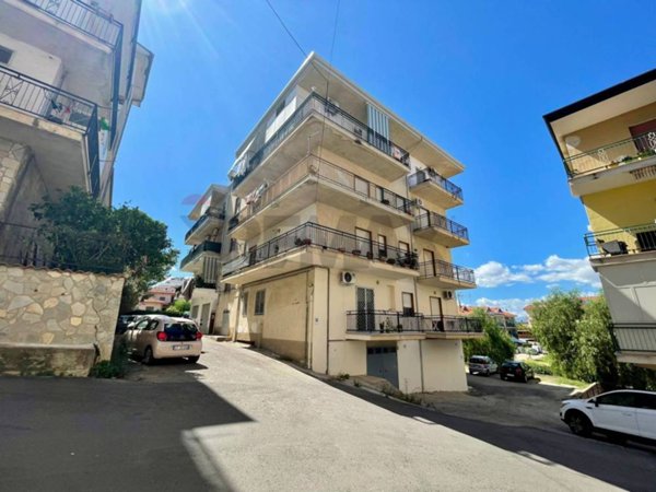 appartamento in vendita a Corigliano-Rossano in zona Corigliano Calabro