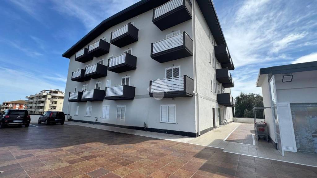 appartamento in vendita a Corigliano-Rossano in zona Rossano