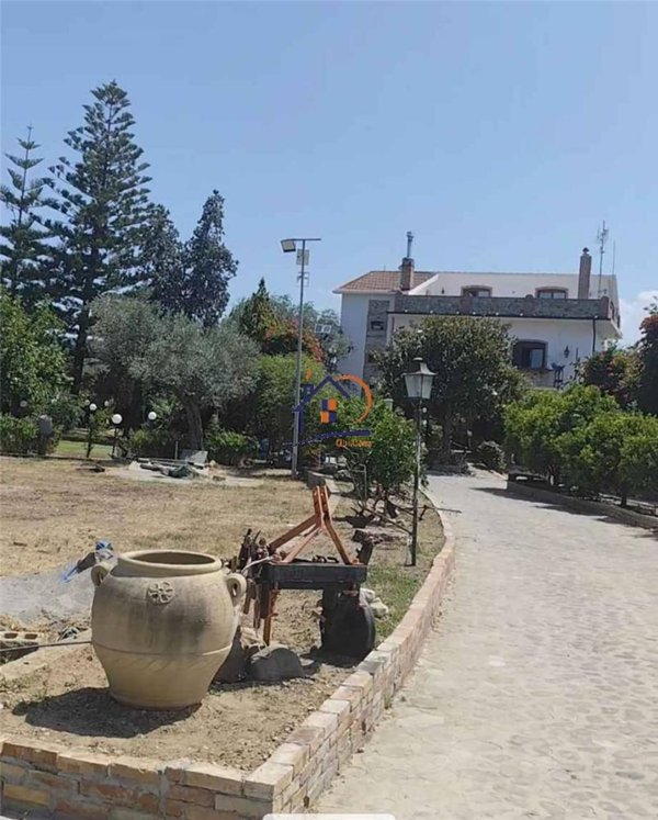 casa indipendente in vendita a Corigliano-Rossano