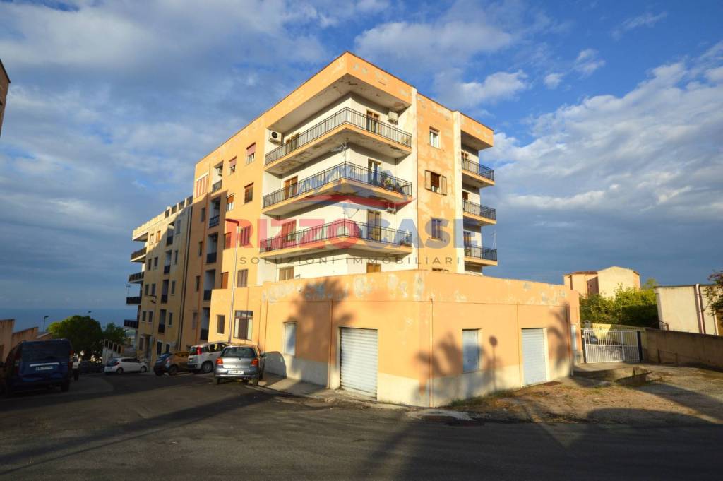 appartamento in vendita a Corigliano-Rossano in zona Rossano