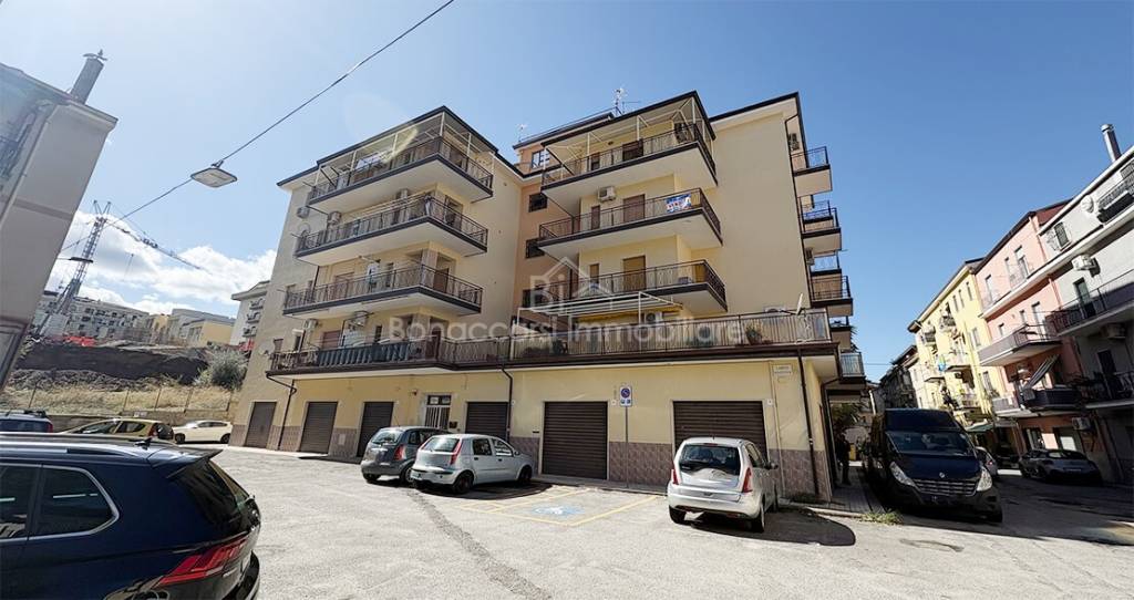 appartamento in vendita a Corigliano-Rossano in zona Rossano