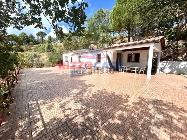 casa indipendente in vendita a Corigliano-Rossano