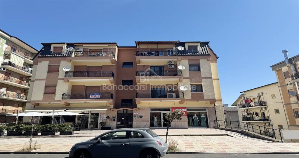 appartamento in vendita a Corigliano-Rossano in zona Rossano