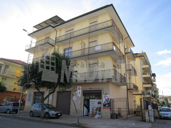 appartamento in vendita a Corigliano-Rossano in zona Corigliano Calabro