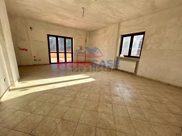 appartamento in vendita a Corigliano-Rossano in zona Rossano
