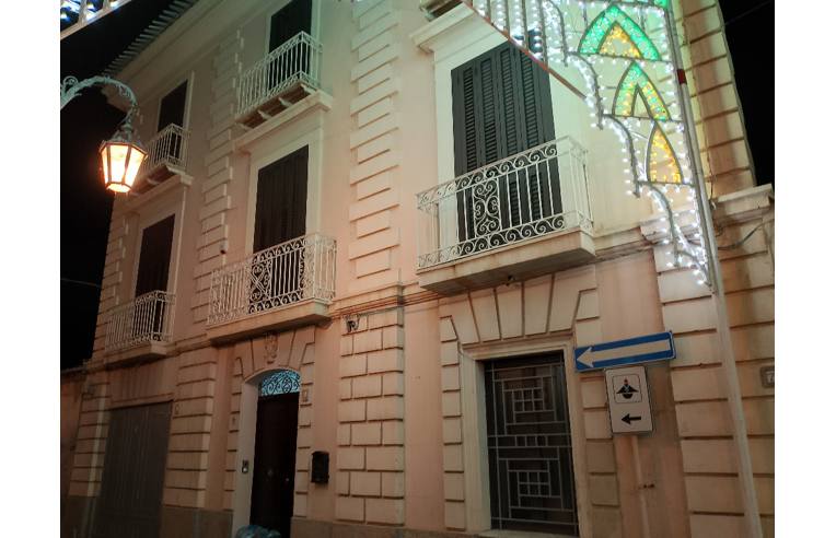 negozio in vendita a Corigliano-Rossano in zona Rossano Stazione