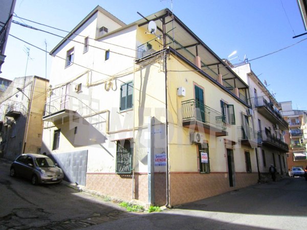casa indipendente in vendita a Corigliano-Rossano in zona Rossano