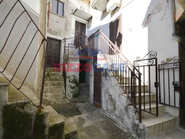 casa indipendente in vendita a Corigliano-Rossano in zona Rossano