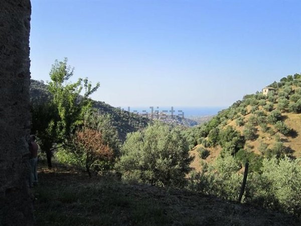 terreno agricolo in vendita a Corigliano-Rossano in zona Rossano
