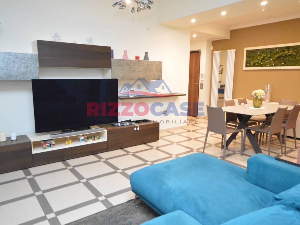 appartamento in vendita a Corigliano-Rossano in zona Rossano