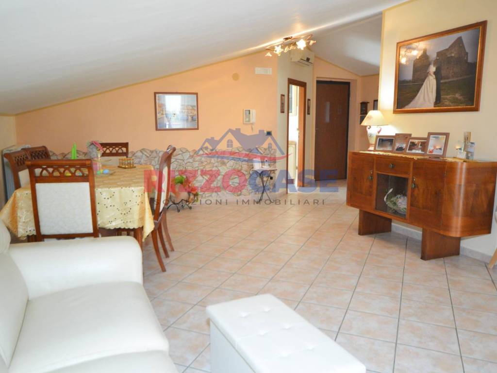 appartamento in vendita a Corigliano-Rossano in zona Rossano