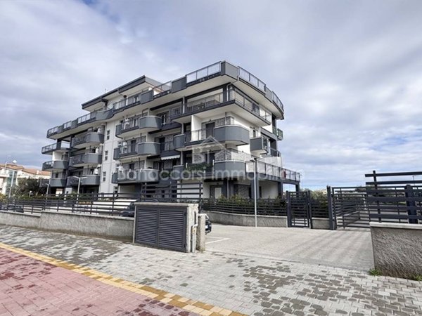 appartamento in vendita a Corigliano-Rossano in zona Rossano Stazione