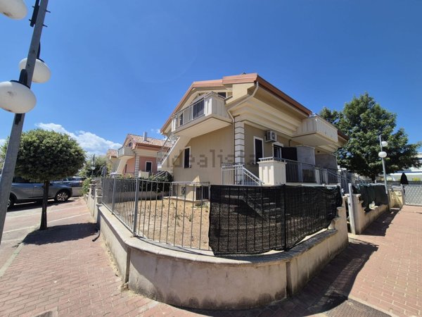 appartamento in vendita a Corigliano-Rossano in zona Rossano