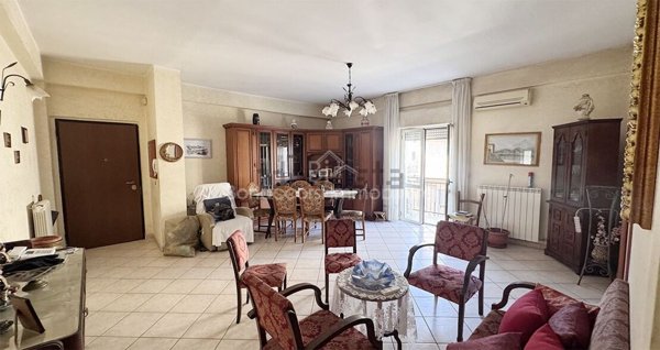 appartamento in vendita a Corigliano-Rossano in zona Rossano