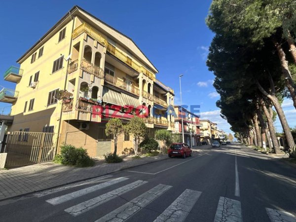 appartamento in vendita a Corigliano-Rossano in zona Rossano