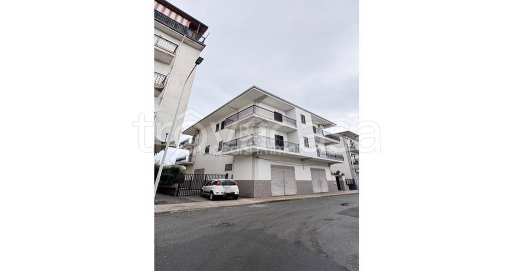 casa indipendente in vendita a Corigliano-Rossano in zona Rossano