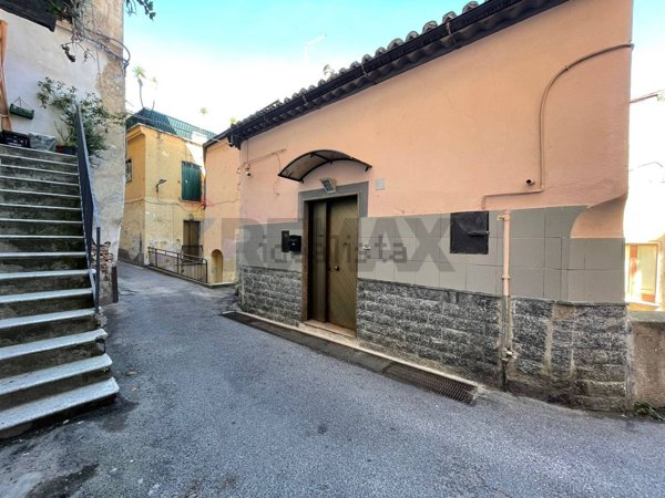 casa indipendente in vendita a Corigliano-Rossano in zona Corigliano Calabro