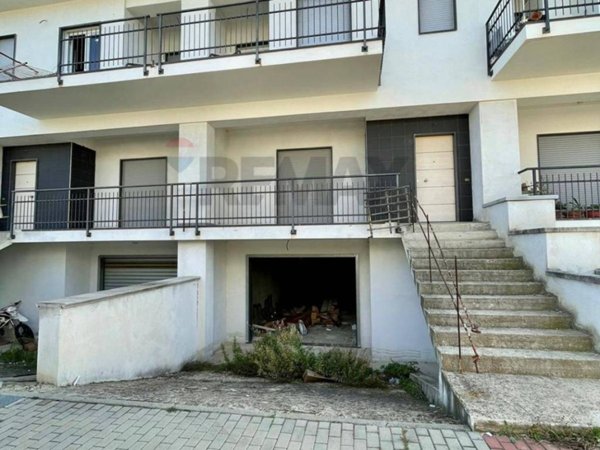 casa indipendente in vendita a Corigliano-Rossano in zona Corigliano Calabro