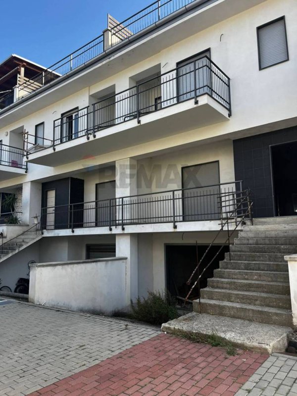 casa indipendente in vendita a Corigliano-Rossano in zona Corigliano Calabro