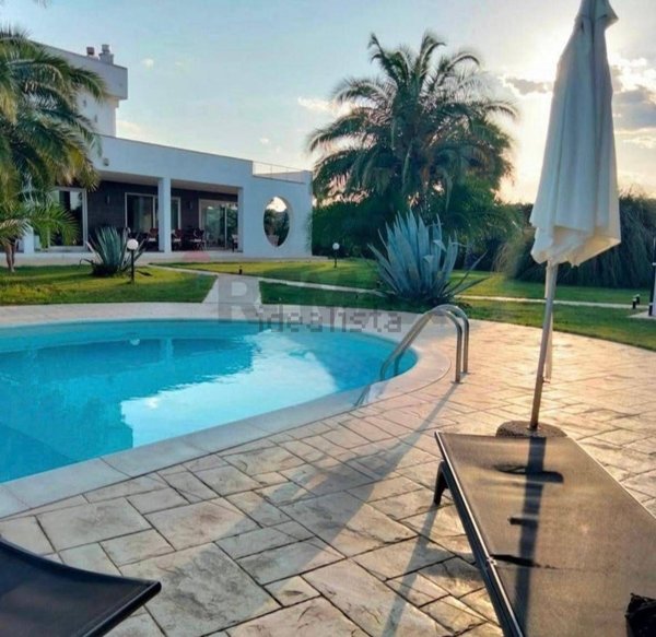 casa indipendente in vendita a Corigliano-Rossano