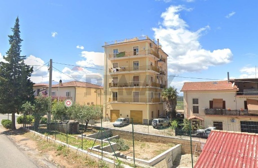 appartamento in vendita a Corigliano-Rossano in zona Piragineti
