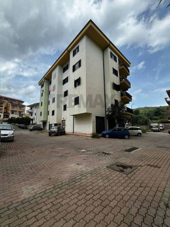 appartamento in vendita a Corigliano-Rossano in zona Corigliano Calabro
