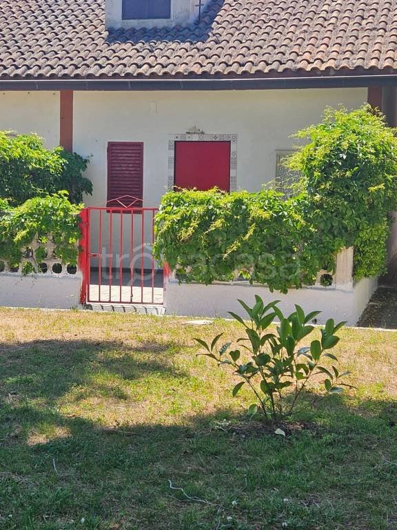 casa indipendente in vendita a Corigliano-Rossano in zona Rossano