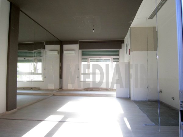 ufficio in vendita a Corigliano-Rossano in zona Rossano