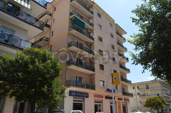 appartamento in vendita a Corigliano-Rossano in zona Fabrizio Piccolo