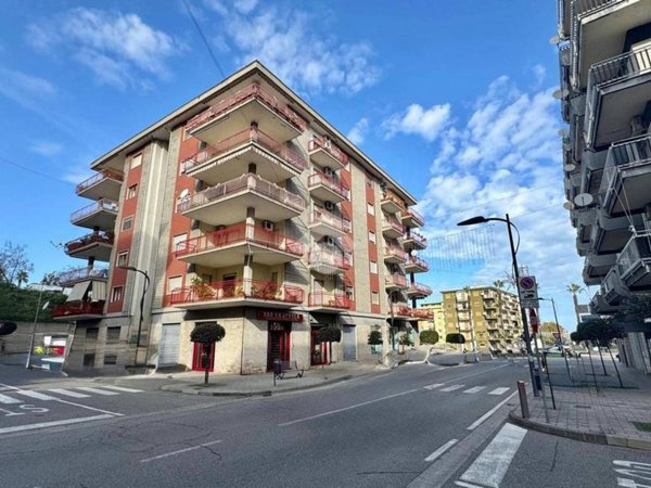 appartamento in vendita a Corigliano-Rossano in zona Rossano Stazione
