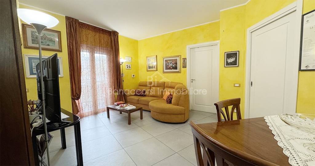 appartamento in vendita a Corigliano-Rossano in zona Rossano