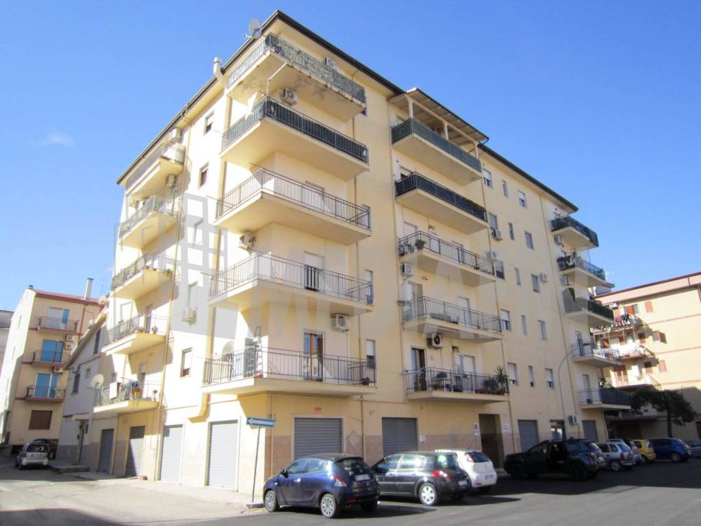 appartamento in vendita a Corigliano-Rossano in zona Rossano Stazione