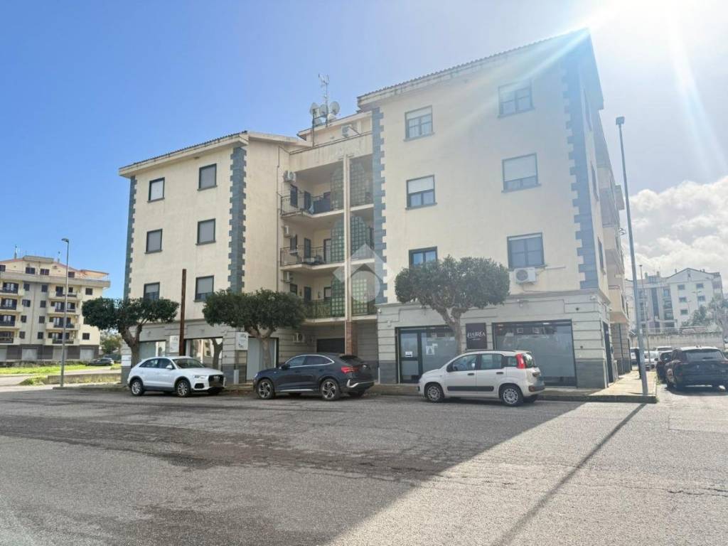 appartamento in vendita a Corigliano-Rossano in zona Rossano Stazione