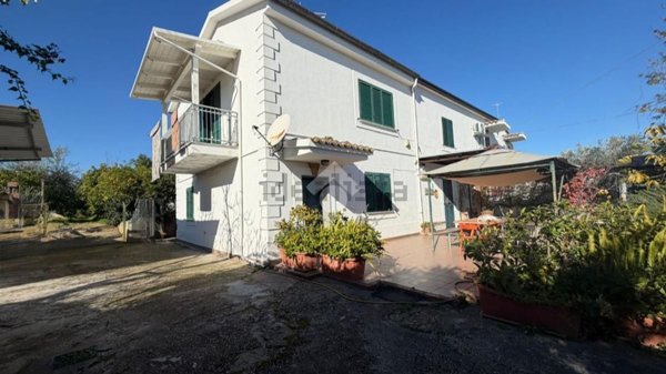 appartamento in vendita a Corigliano-Rossano in zona Piragineti