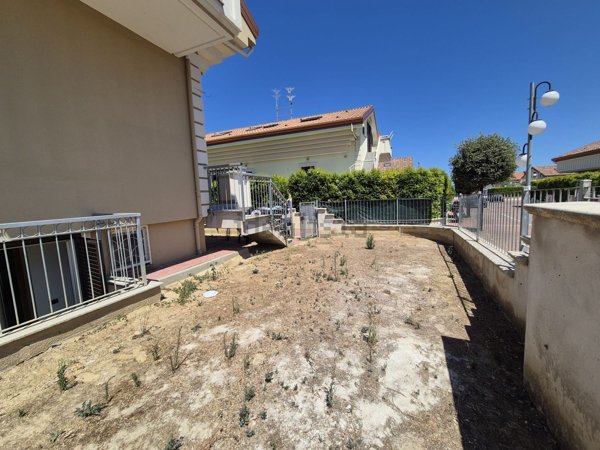 appartamento in vendita a Corigliano-Rossano in zona Rossano