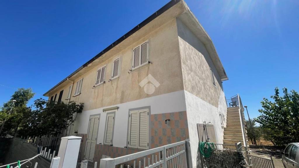 appartamento in vendita a Corigliano-Rossano in zona Rossano