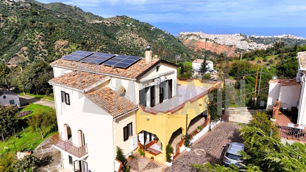 villa in vendita a Corigliano-Rossano in zona Rossano