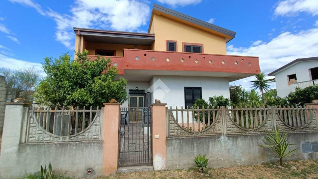 casa indipendente in vendita a Corigliano-Rossano in zona Thurii