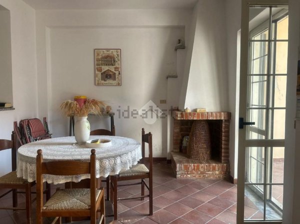 casa indipendente in vendita a Corigliano-Rossano in zona Corigliano Calabro