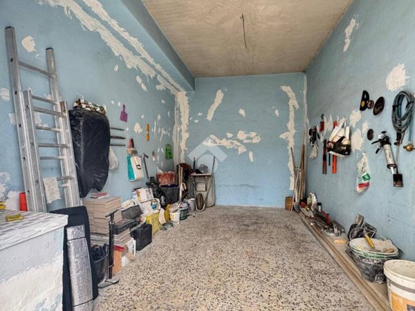 locale di sgombero in vendita a Corigliano-Rossano in zona Rossano Stazione