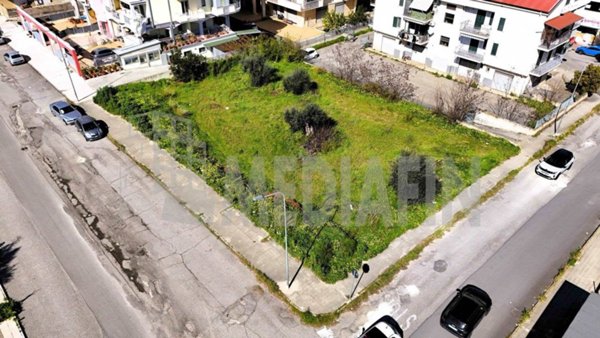 terreno agricolo in vendita a Corigliano-Rossano in zona Rossano