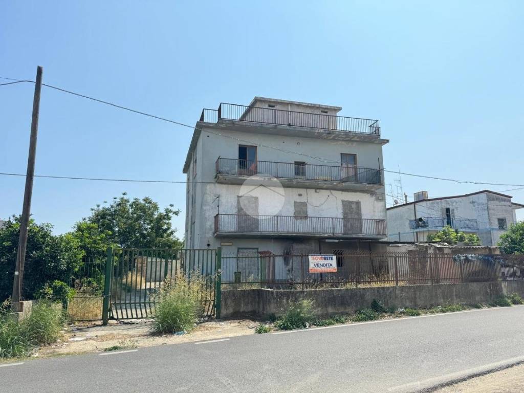 casa indipendente in vendita a Corigliano-Rossano