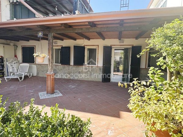 casa indipendente in vendita a Corigliano-Rossano in zona Rossano