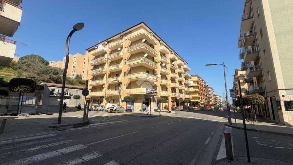 appartamento in vendita a Corigliano-Rossano in zona Rossano