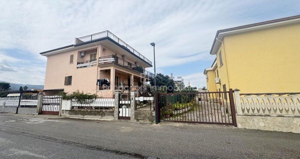 appartamento in vendita a Corigliano-Rossano in zona Rossano