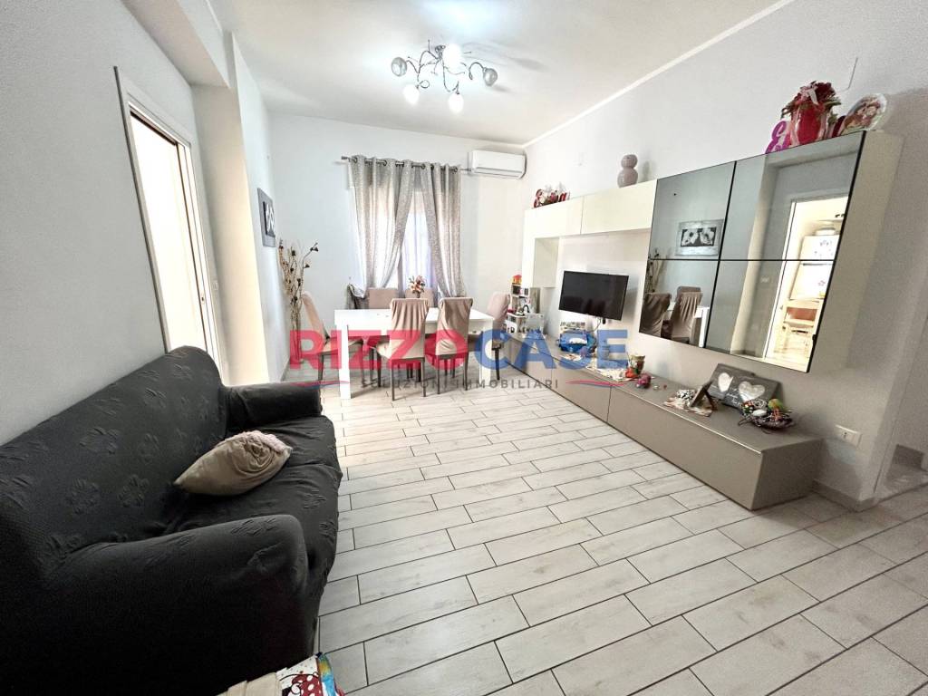 appartamento in vendita a Corigliano-Rossano in zona Rossano