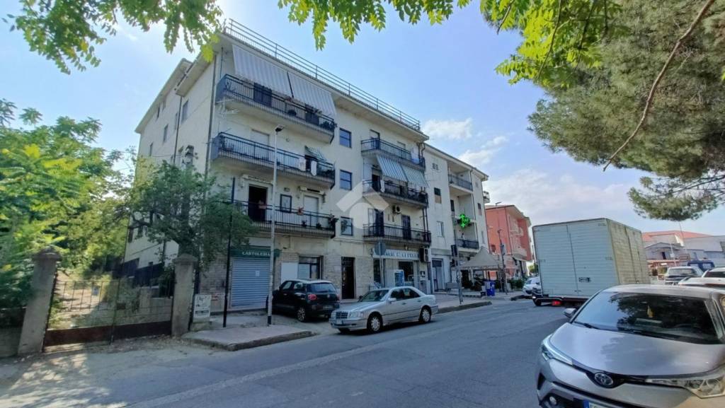 appartamento in vendita a Corigliano-Rossano in zona Cantinella