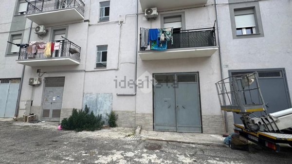 locale di sgombero in vendita a Corigliano-Rossano in zona Rossano